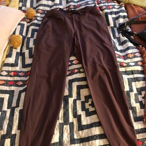 Lululemon abc joggers Sz. Medium Brown Earth